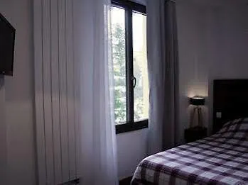 Les Ateliers Du Cucheron Pensión *