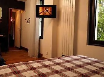 Les Ateliers Du Cucheron Maison d'hôtes
